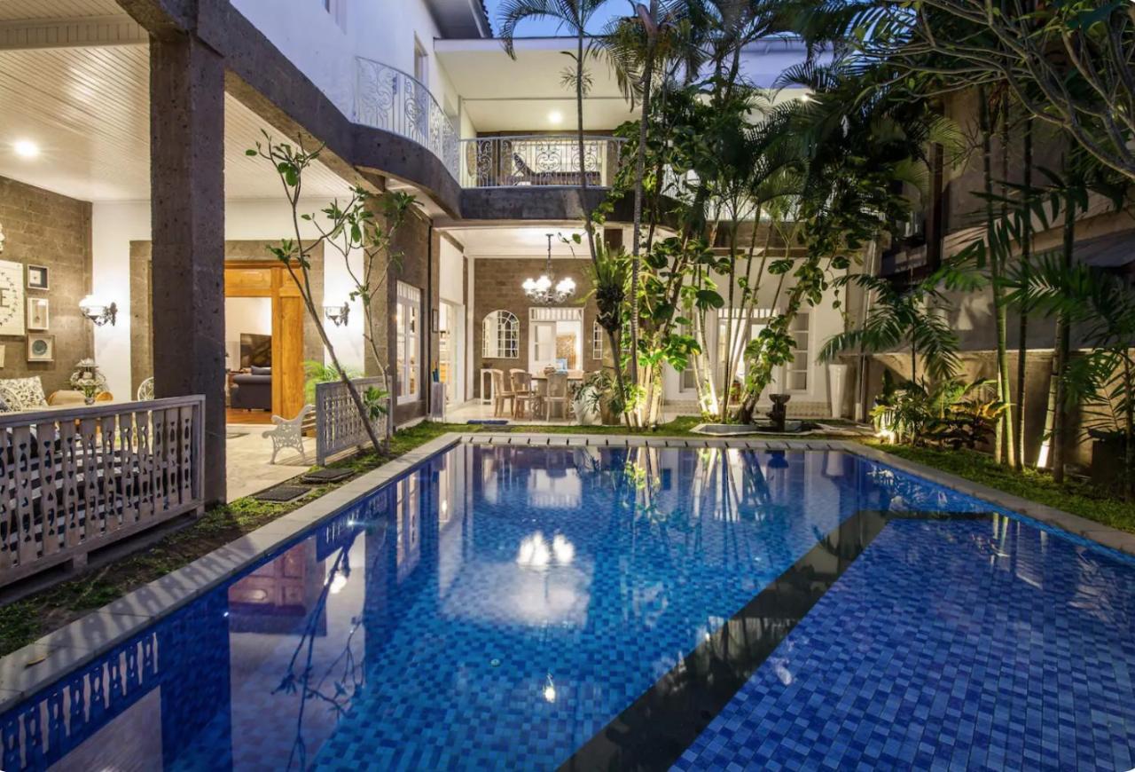 Villa Alexandra Seminyak Kerobokan  Exterior photo